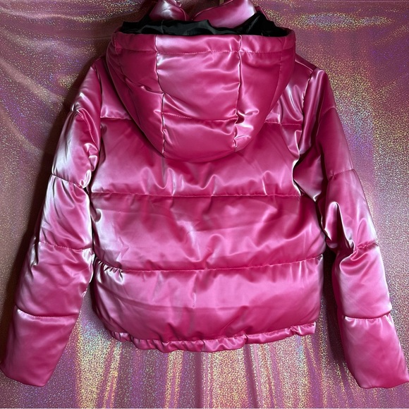 Forever 21 Rose Pink Fuchsia Metallic Quilted Puffer Crop Jacket Coat - Picture 6 of 13